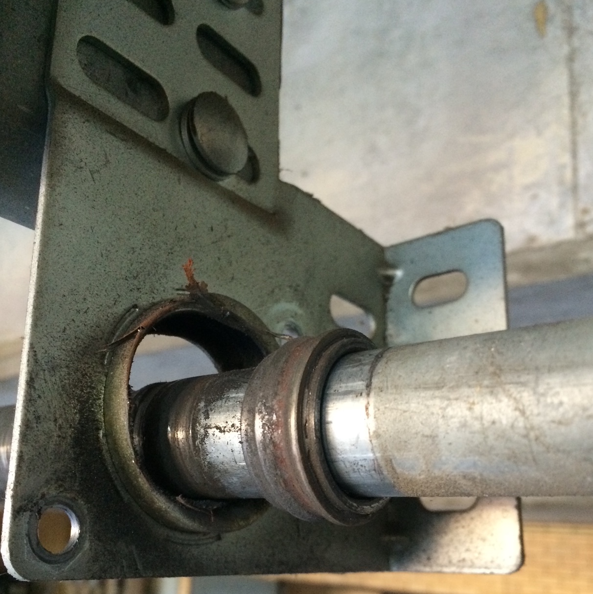 Bearing fail